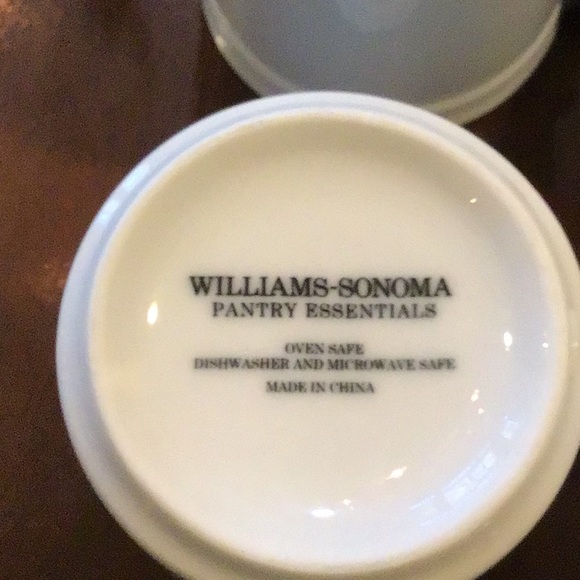 Williams Sonoma Pantry Essentials ceramic coffee mugs set of 4 - Picture 6 of 7